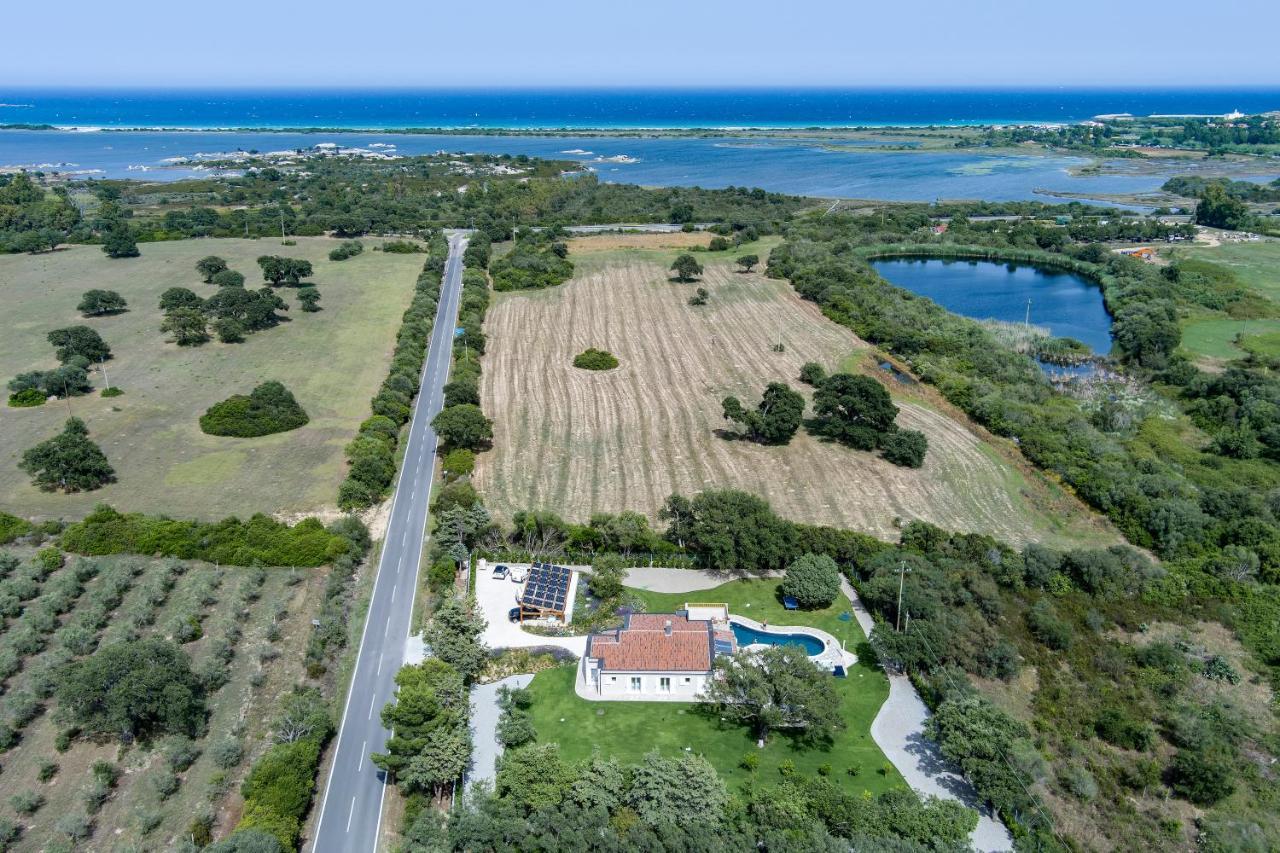 Villa Golden Root Real Estate San Teodoro  Exterior photo