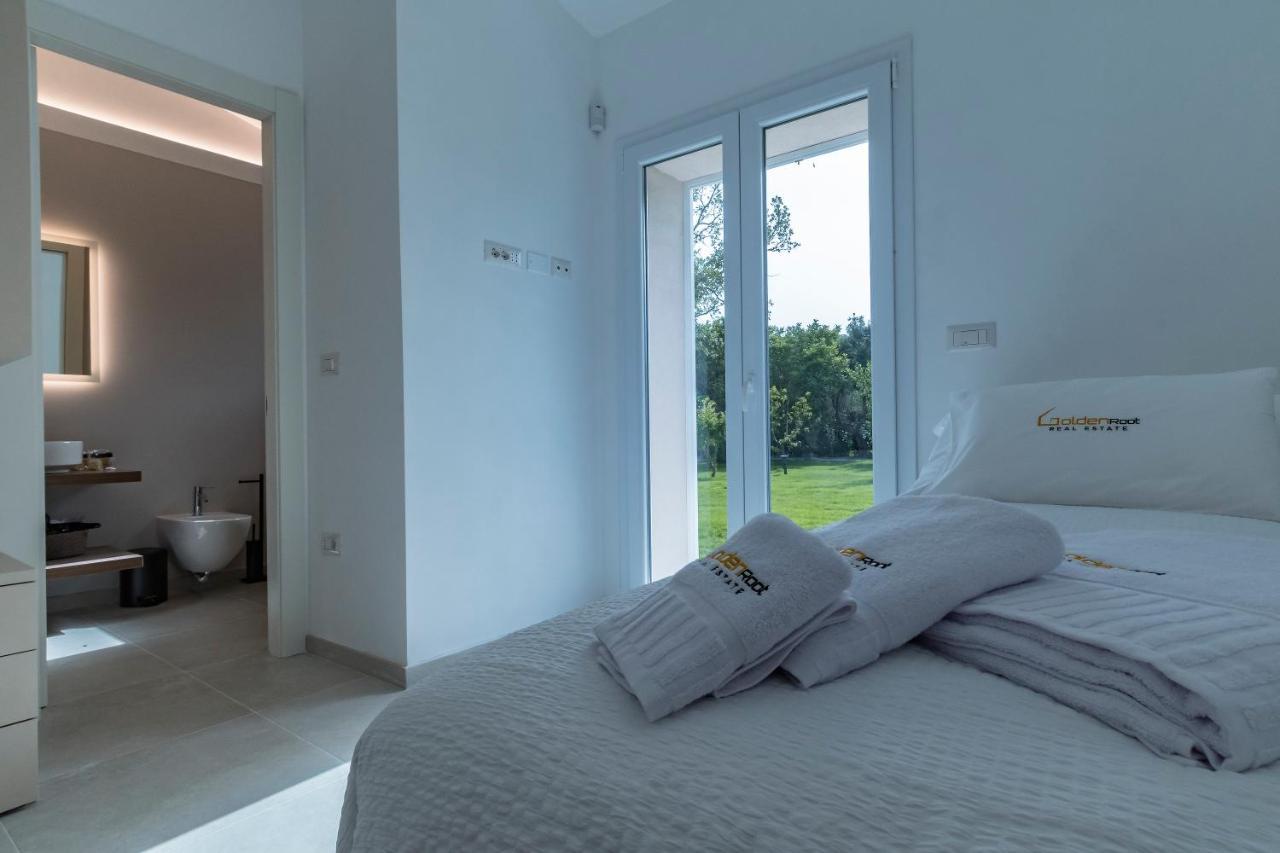 Villa Golden Root Real Estate San Teodoro  Exterior photo